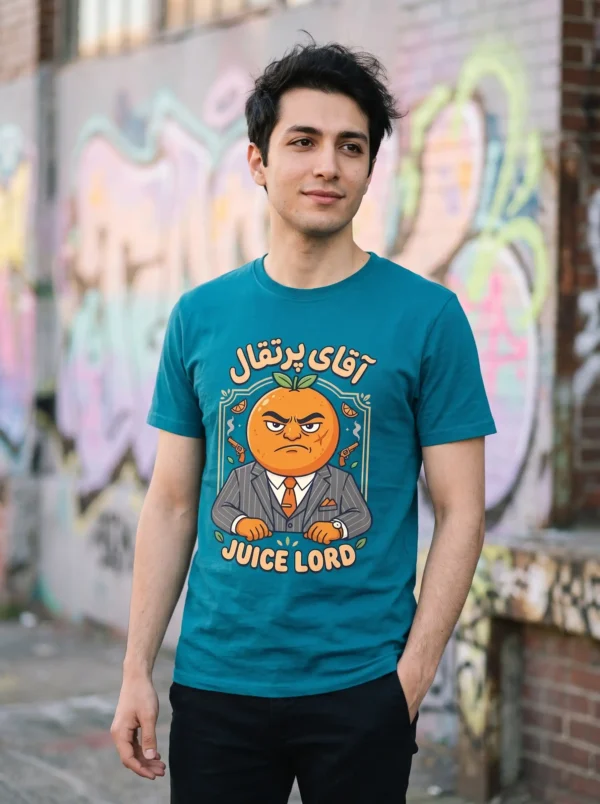 مدل مرد با تیشرت با طرح آقای پرتقال (نسخه Juice Lord)