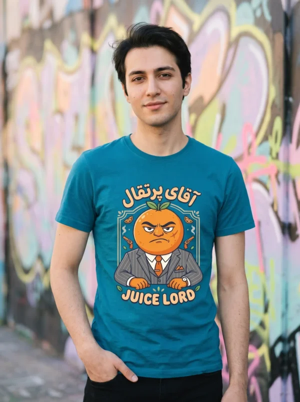 مدل مرد با تیشرت با طرح آقای پرتقال (نسخه Juice Lord)