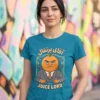 مدل دختر با تیشرت با طرح آقای پرتقال (نسخه Juice Lord)